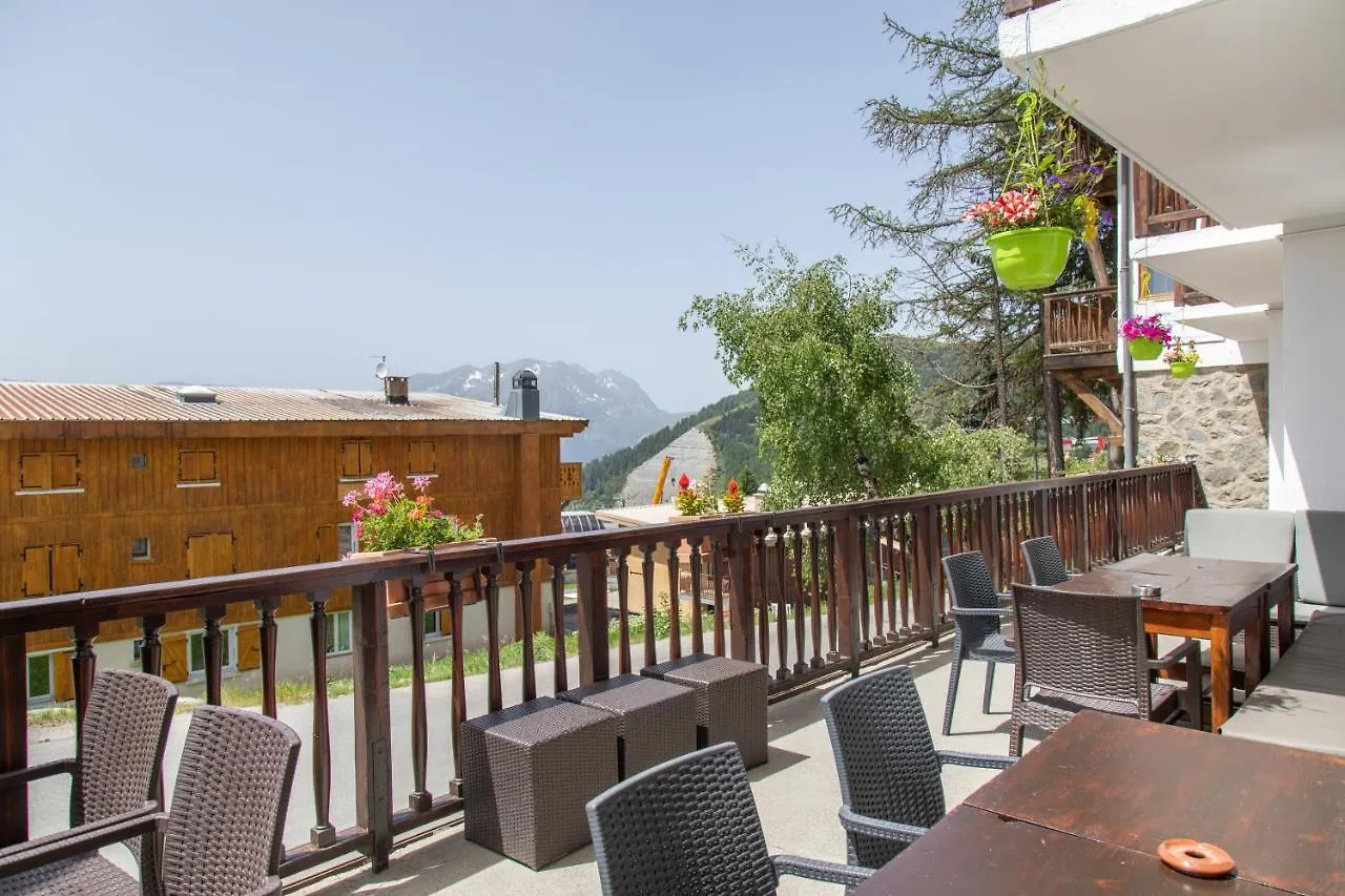 Hotel le Chamois by YourAlpAdventure Alpe dʼHuez