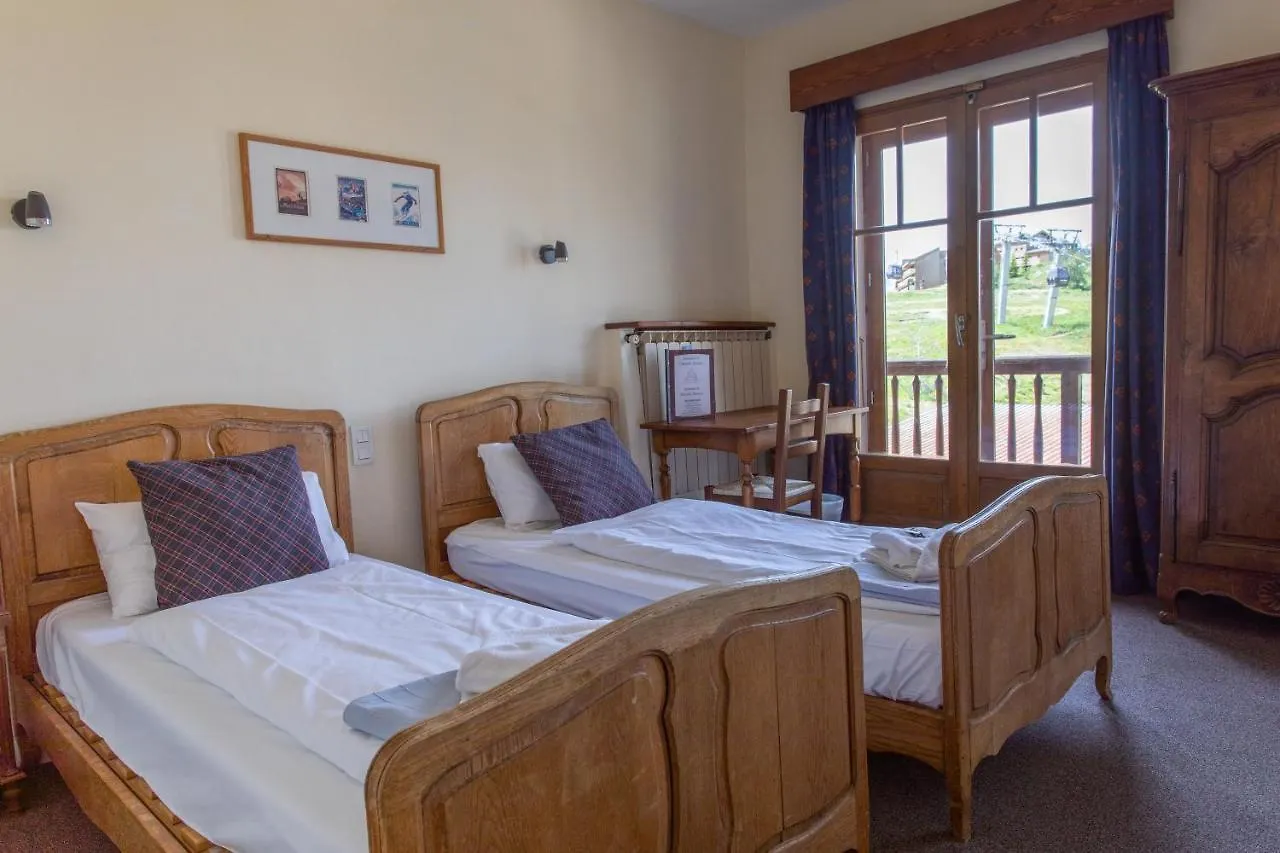 Hotel le Chamois by YourAlpAdventure Alpe dʼHuez