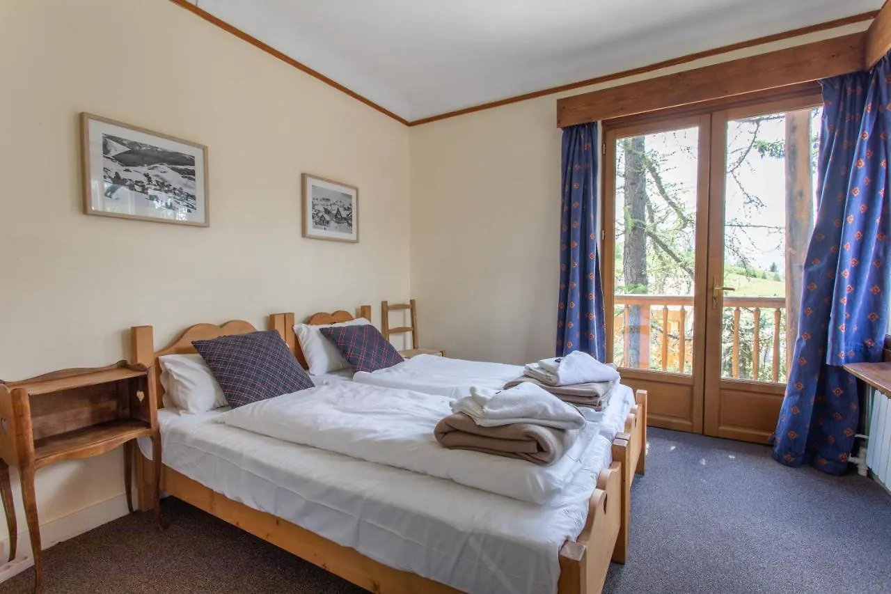 Hotel le Chamois by YourAlpAdventure Alpe dʼHuez