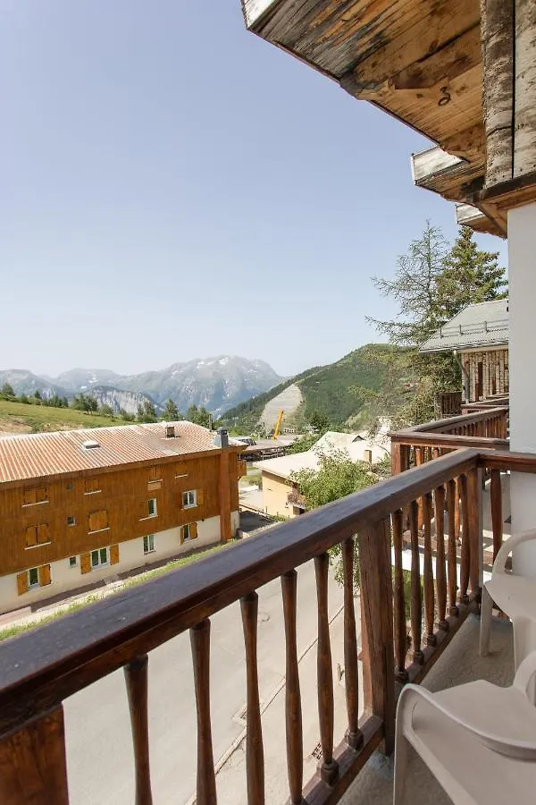 **  Hotel Le Chamois Alpe d'Huez France