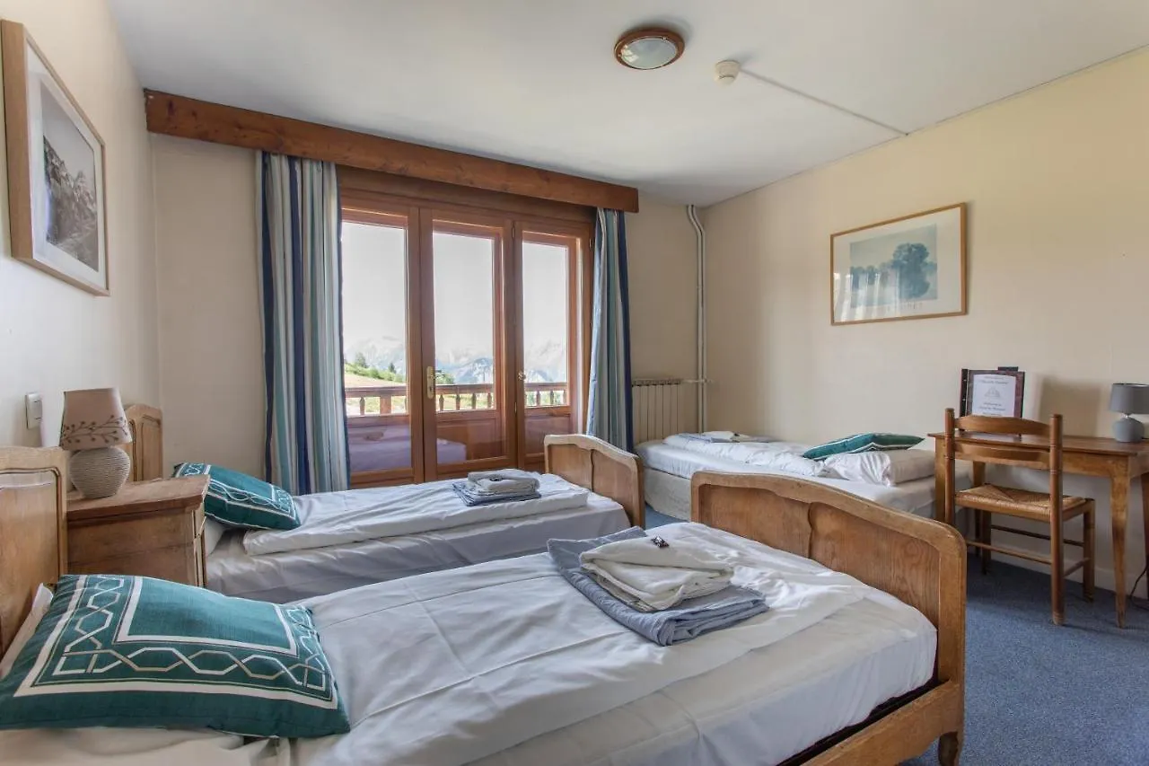 Hotel Le Chamois Alpe d'Huez 2*,  France