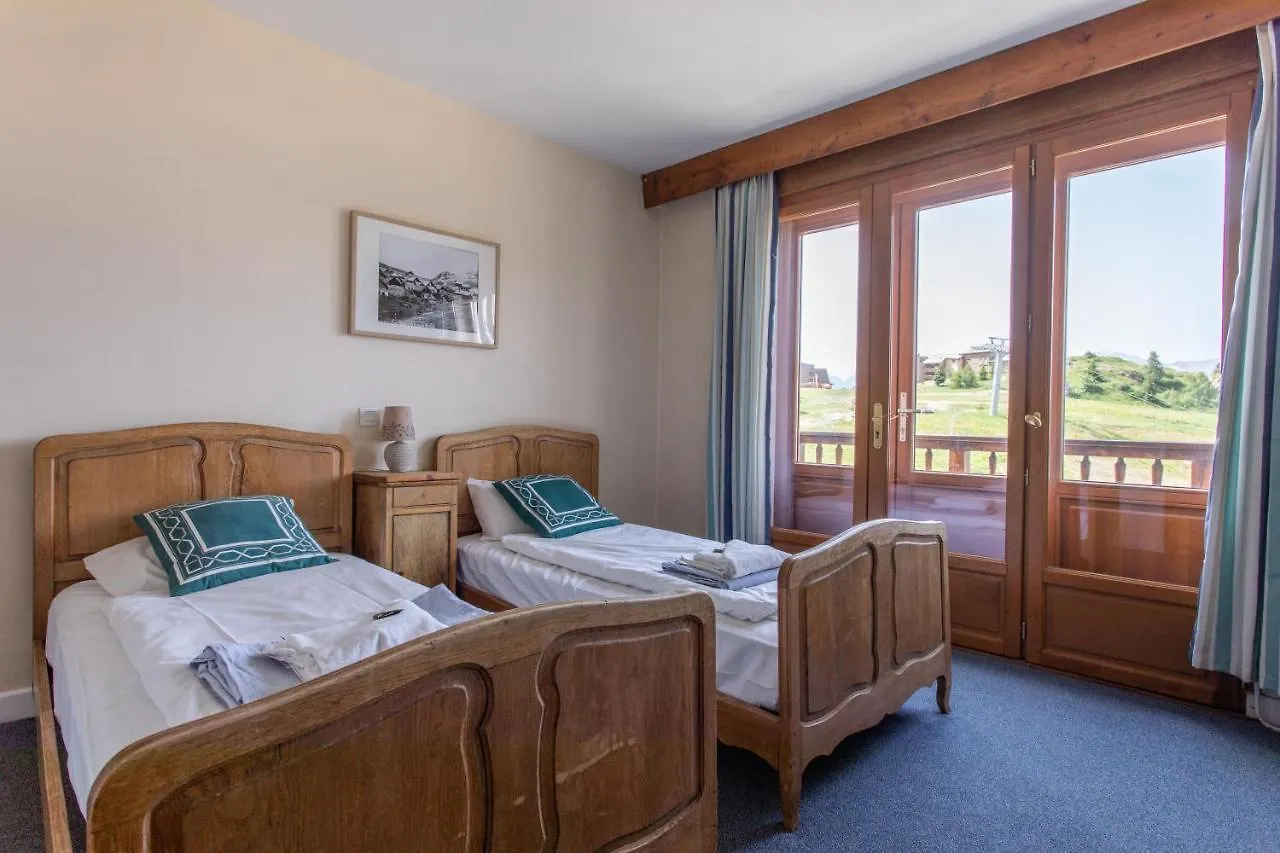 Hotel Le Chamois Alpe d'Huez 2*,