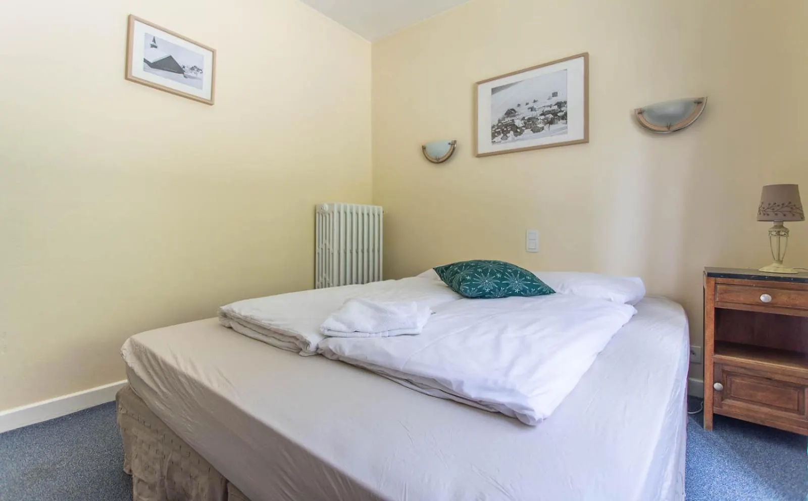Hotel Le Chamois Alpe d'Huez 2*,  France