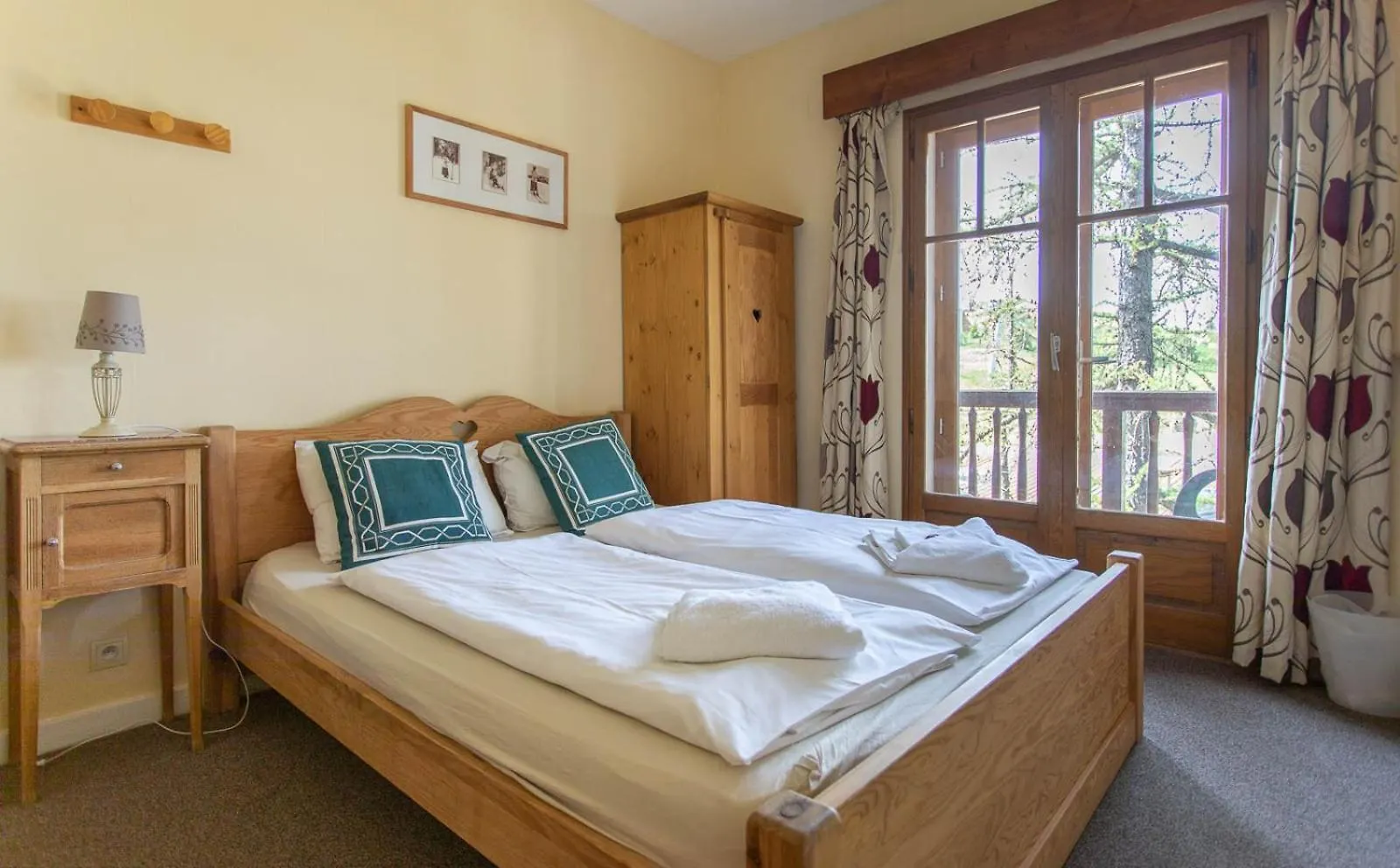 **  Hotel Le Chamois Alpe d'Huez France